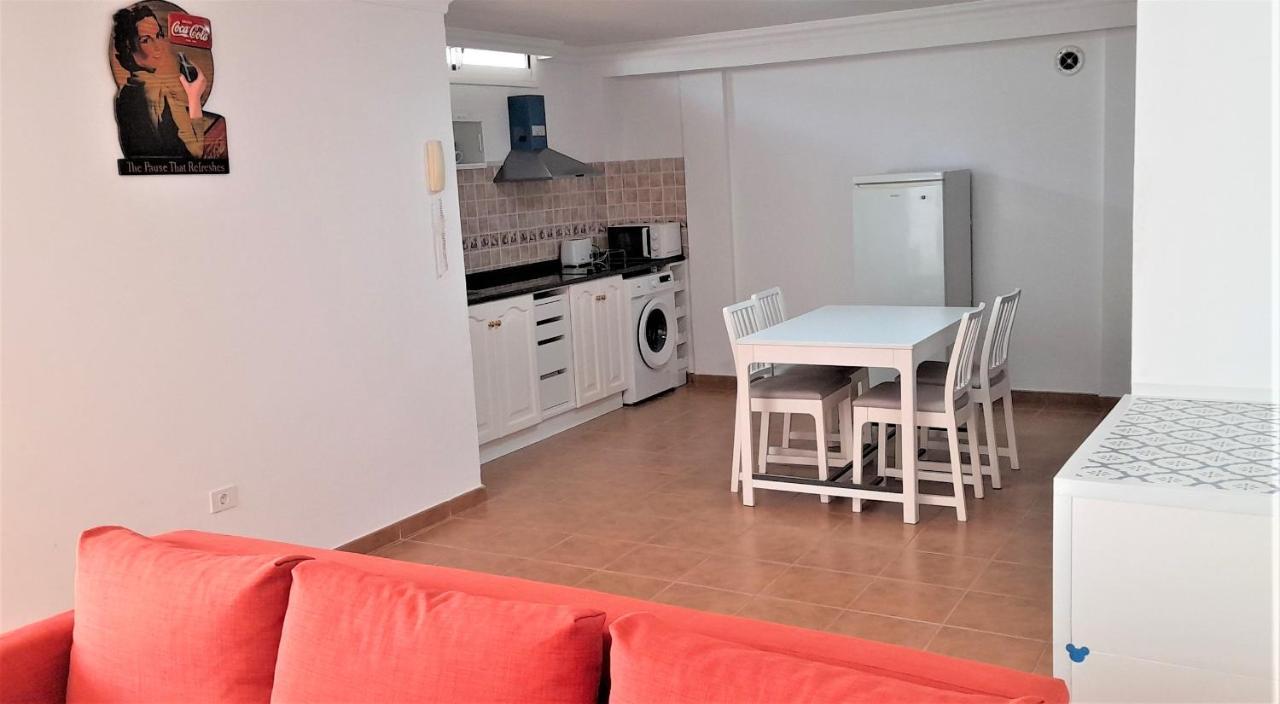 Comfy 2 Bedroom Apartment In Arguineguin With Wifi And Free Parking Екстериор снимка