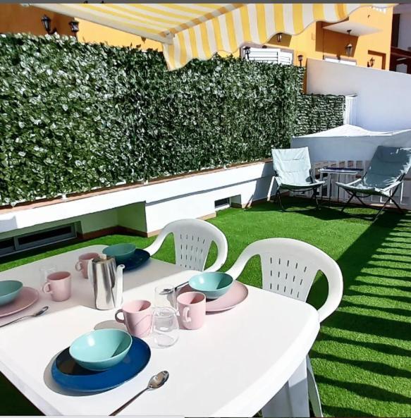 Comfy 2 Bedroom Apartment In Arguineguin With Wifi And Free Parking Екстериор снимка